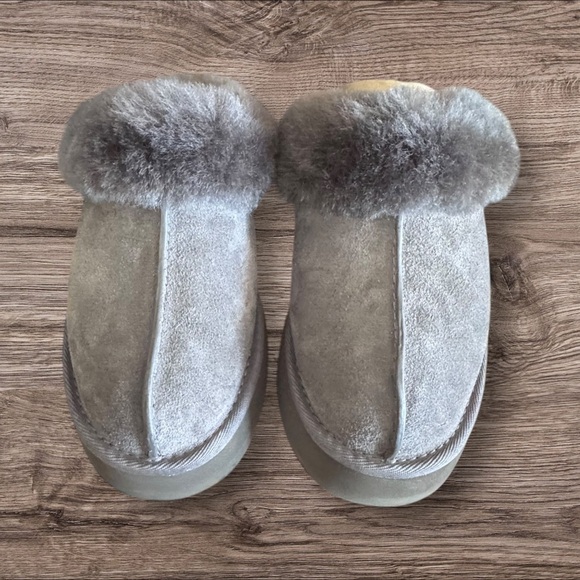 UGG Women's  Disquette Charcoal Cozy Slippers - Picture 6 of 8